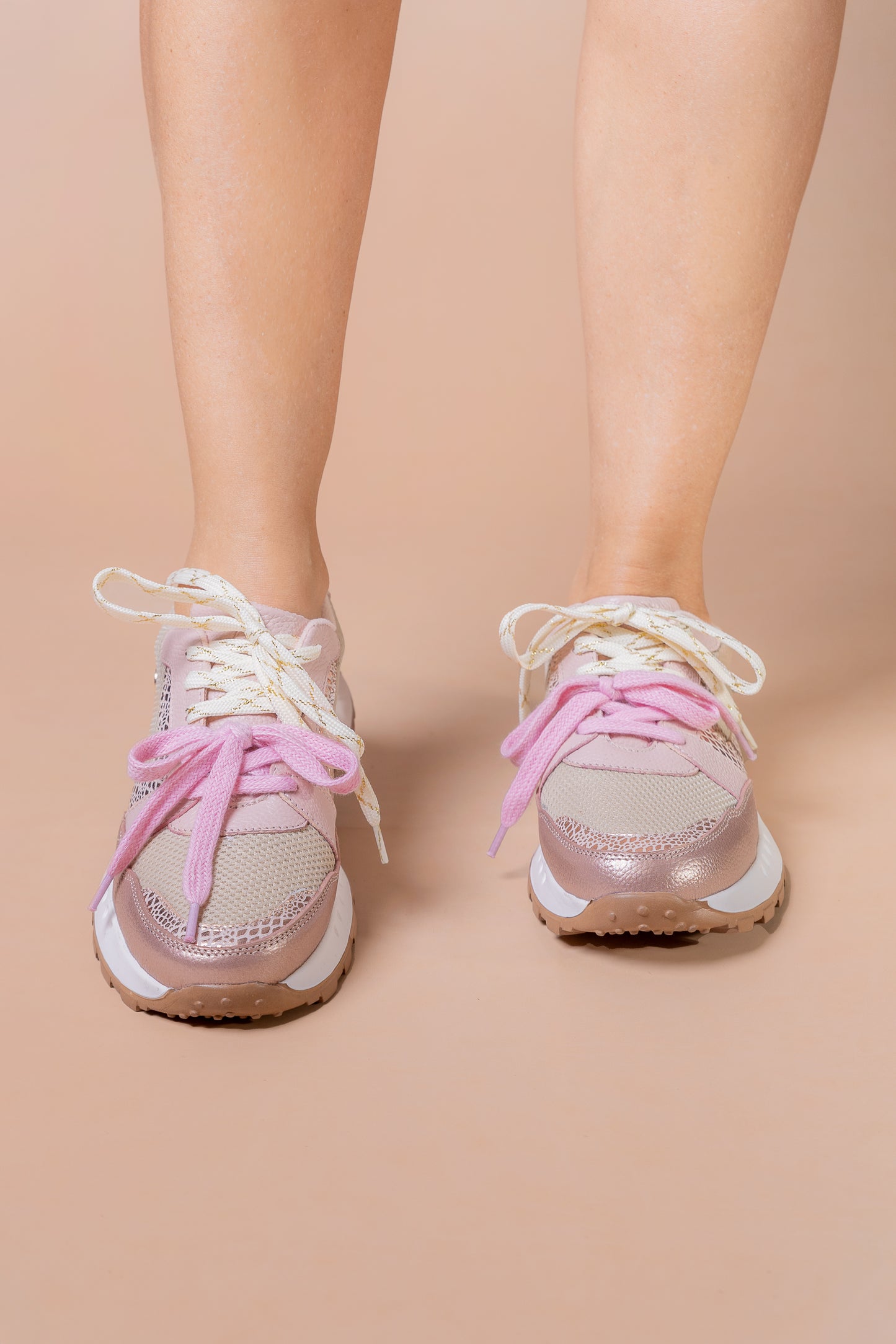 Tenis Rose Cuero Blanco x Rosa- Carolina Laiton