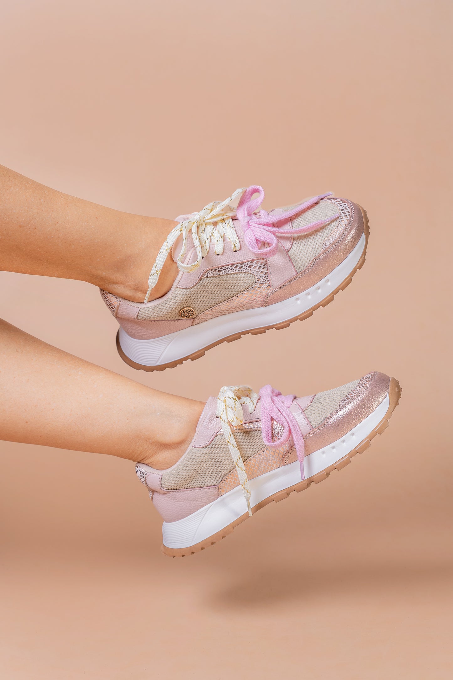 Tenis Rose Cuero Blanco x Rosa- Carolina Laiton