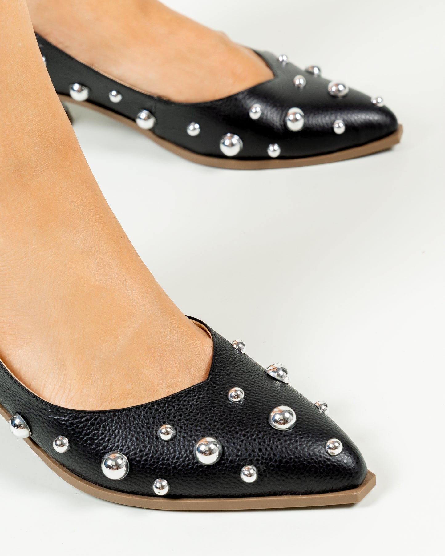 Stiletto Dara Cuero Negro - Tacon 3.5 cms- Carolina Laiton