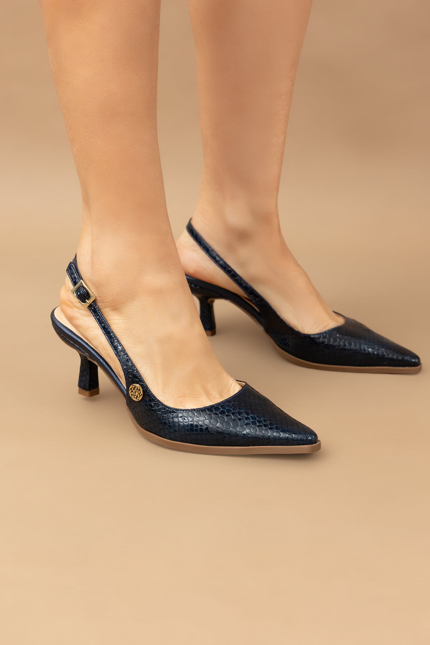 Stiletto Zury - Cuero Charol Serpiente Negro -Tacón 3.5 cms - Carolina Laiton