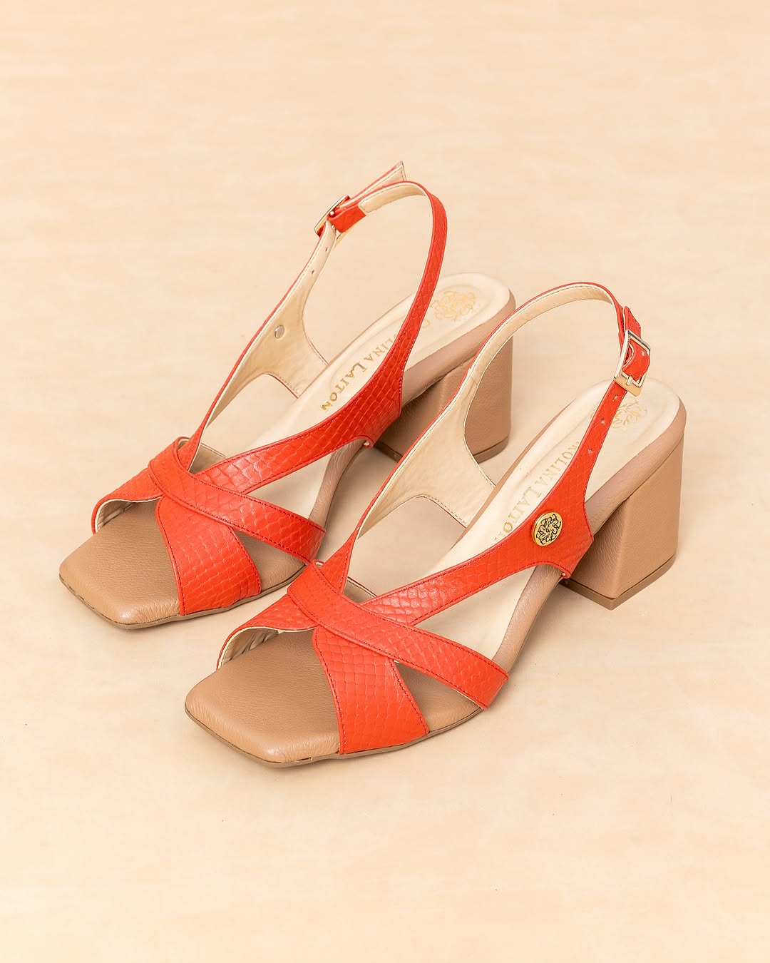Sandalia Pamela Cuero Rojo- Tacón 5.5 cm- Carolina Laiton