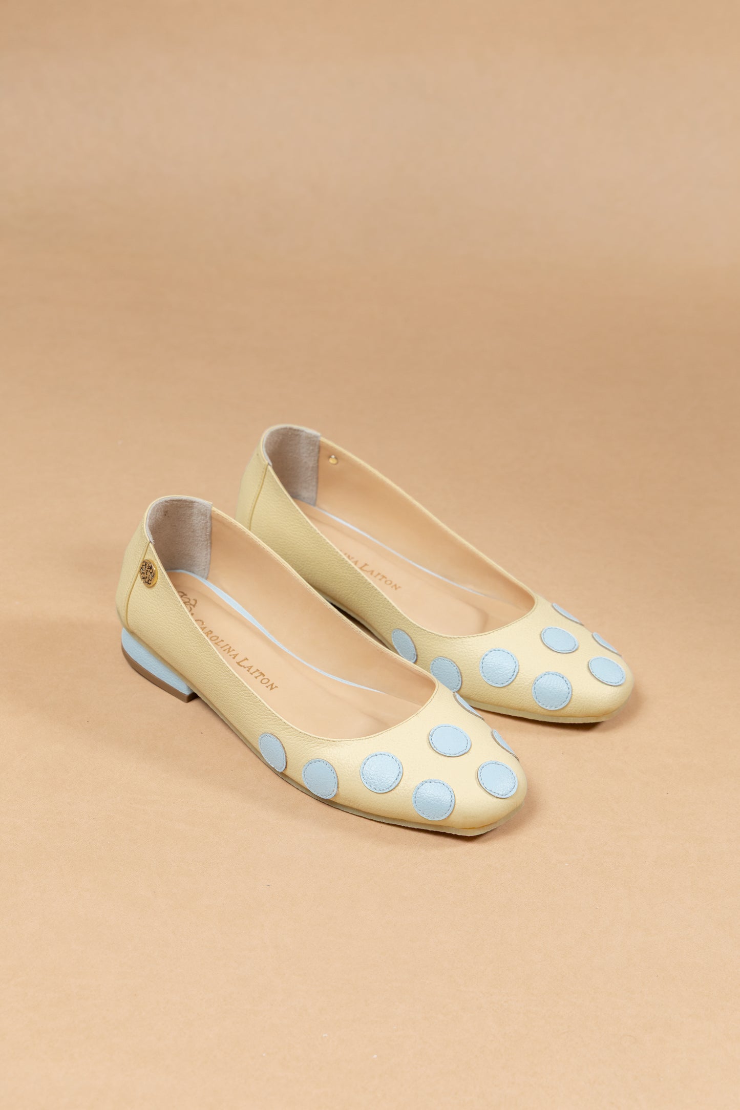 Baleta Juliete Cuero Amarillo x Celeste- Carolina Laiton