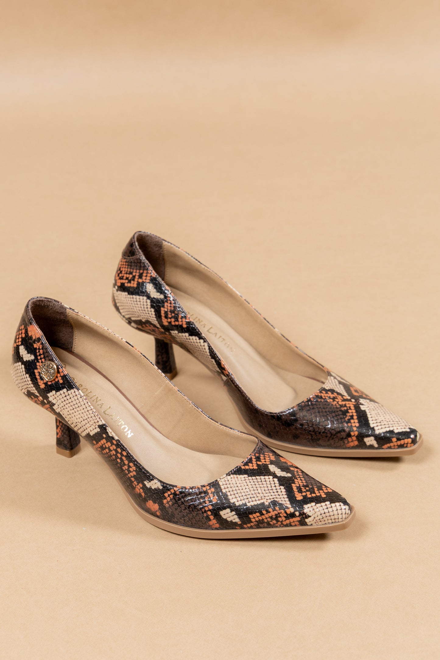 Stiletto Francy - Cuero Italiano Pitón Café -Tacón 5.5 cms - Carolina Laiton