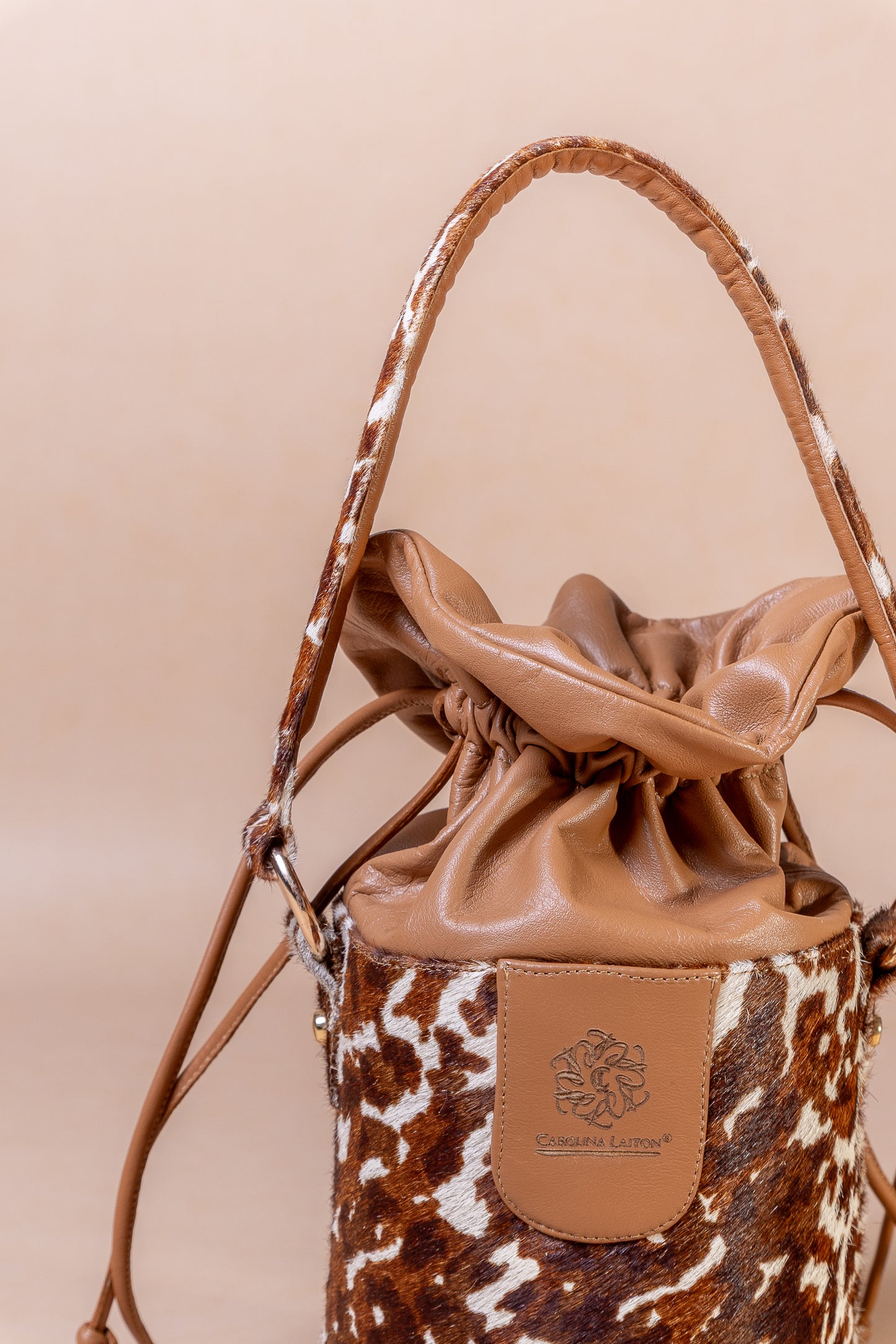 Bolso Anya - Cuero Miel - Carolina Laiton