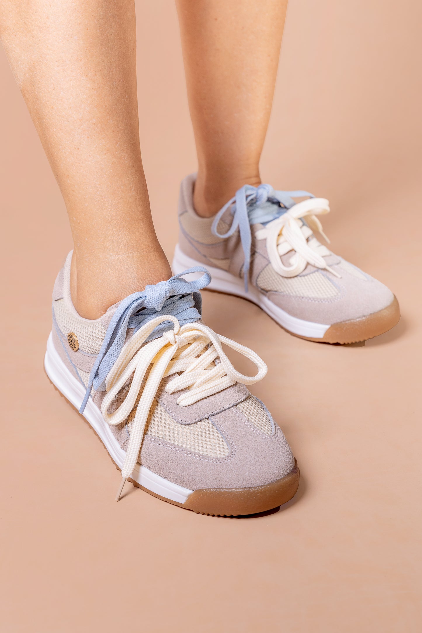 Tenis Elan Cuero  Beige- Carolina Laiton