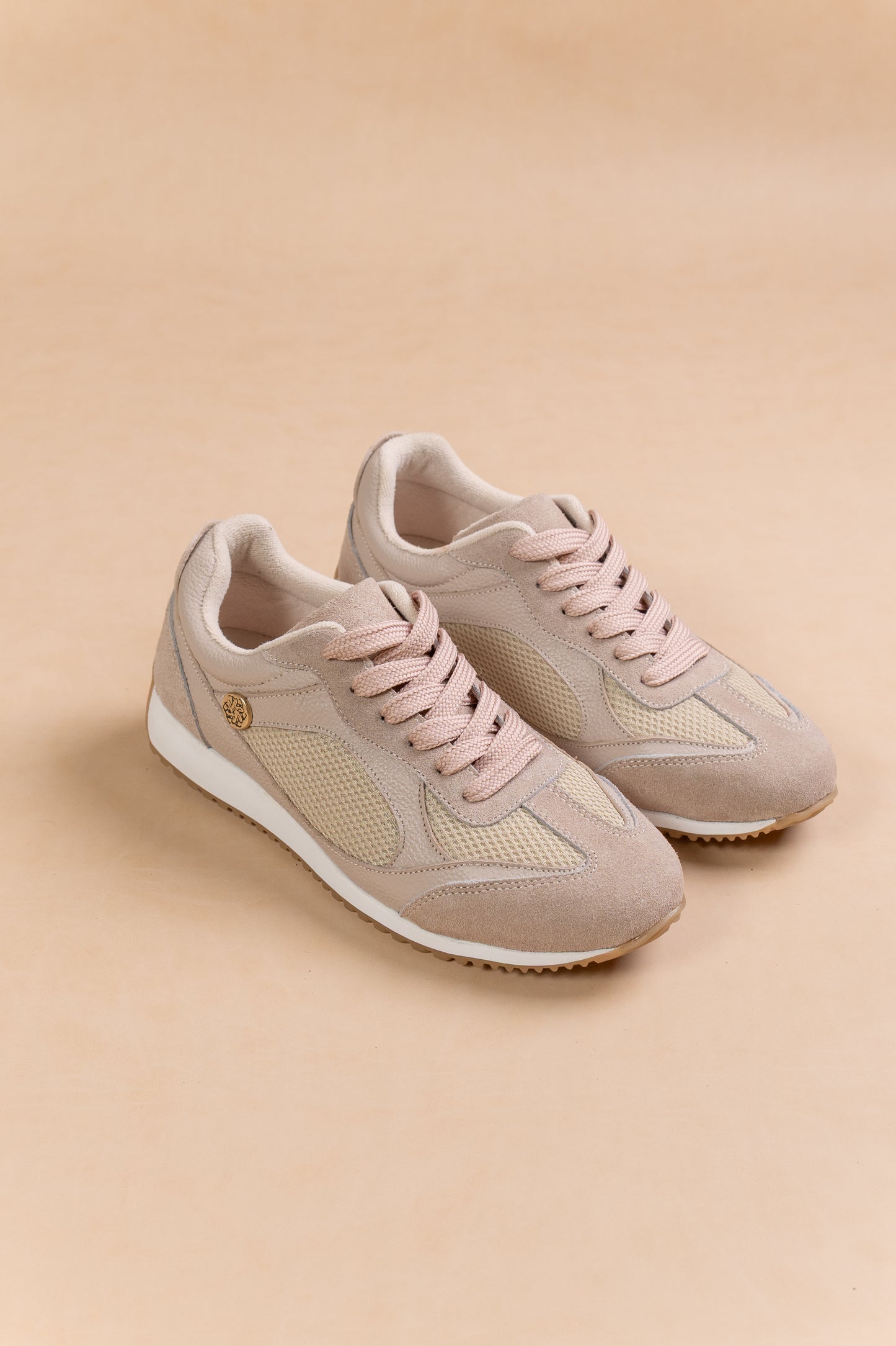 Tenis Gazelle Cuero - Carolina Laiton