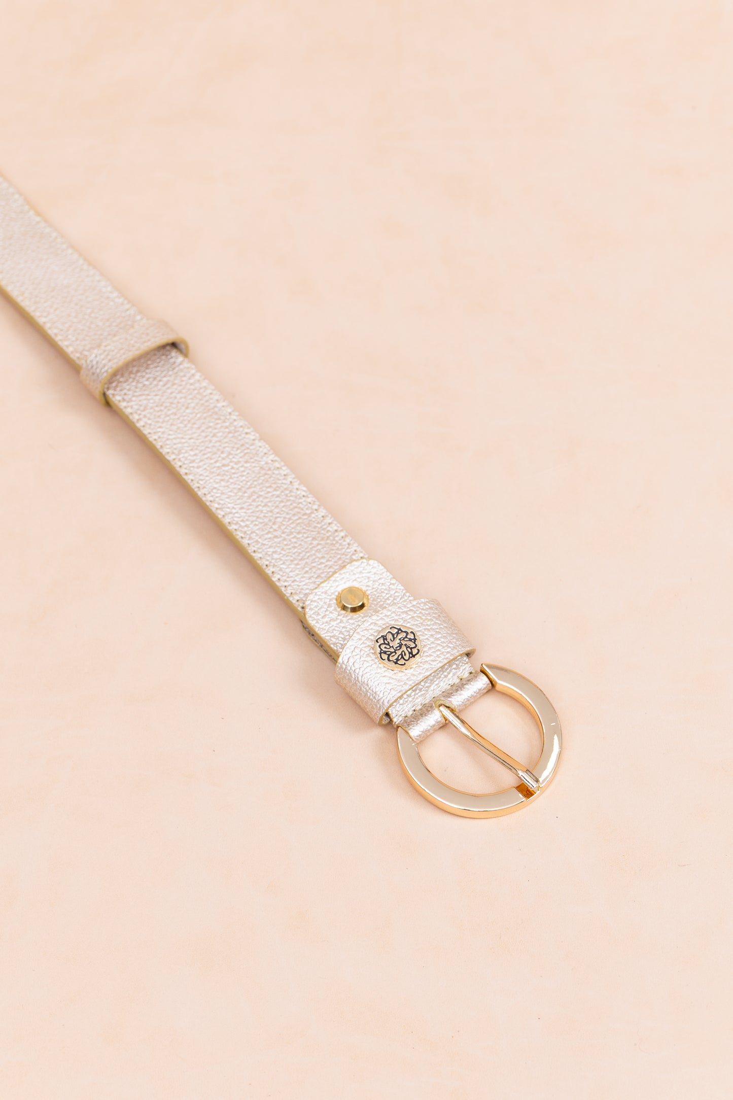 Correa Muni en Cuero Champaña - Carolina Laiton