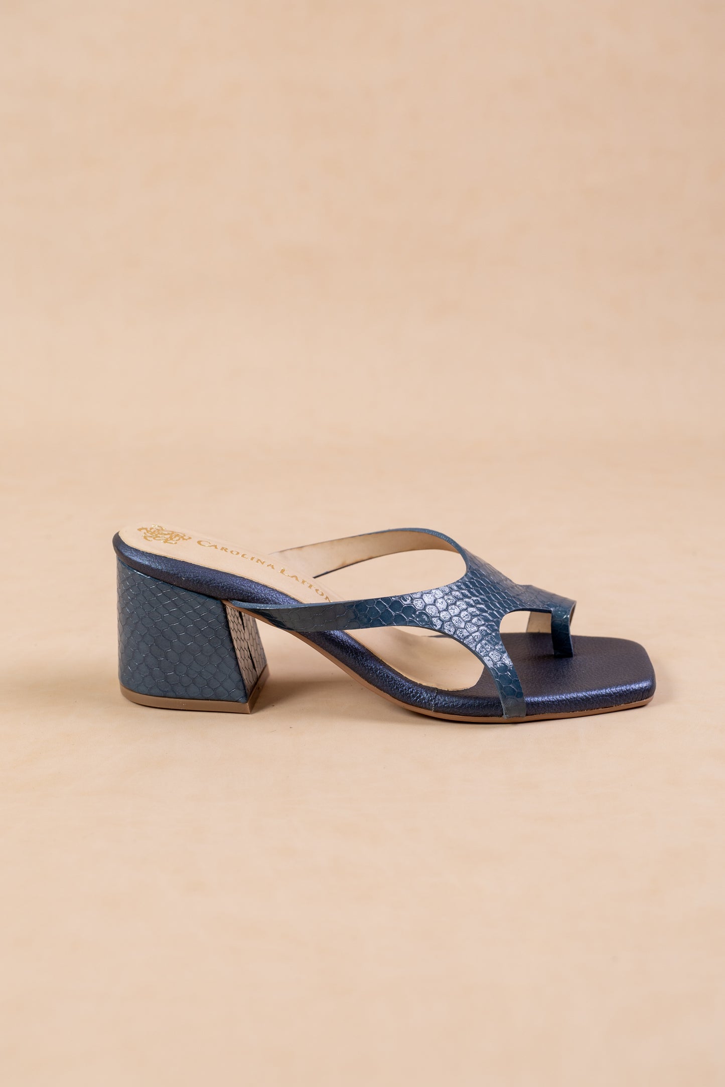 Sandalia Eloisa - Cuero Azul- Tacon 5.5 cm - Carolina Laiton