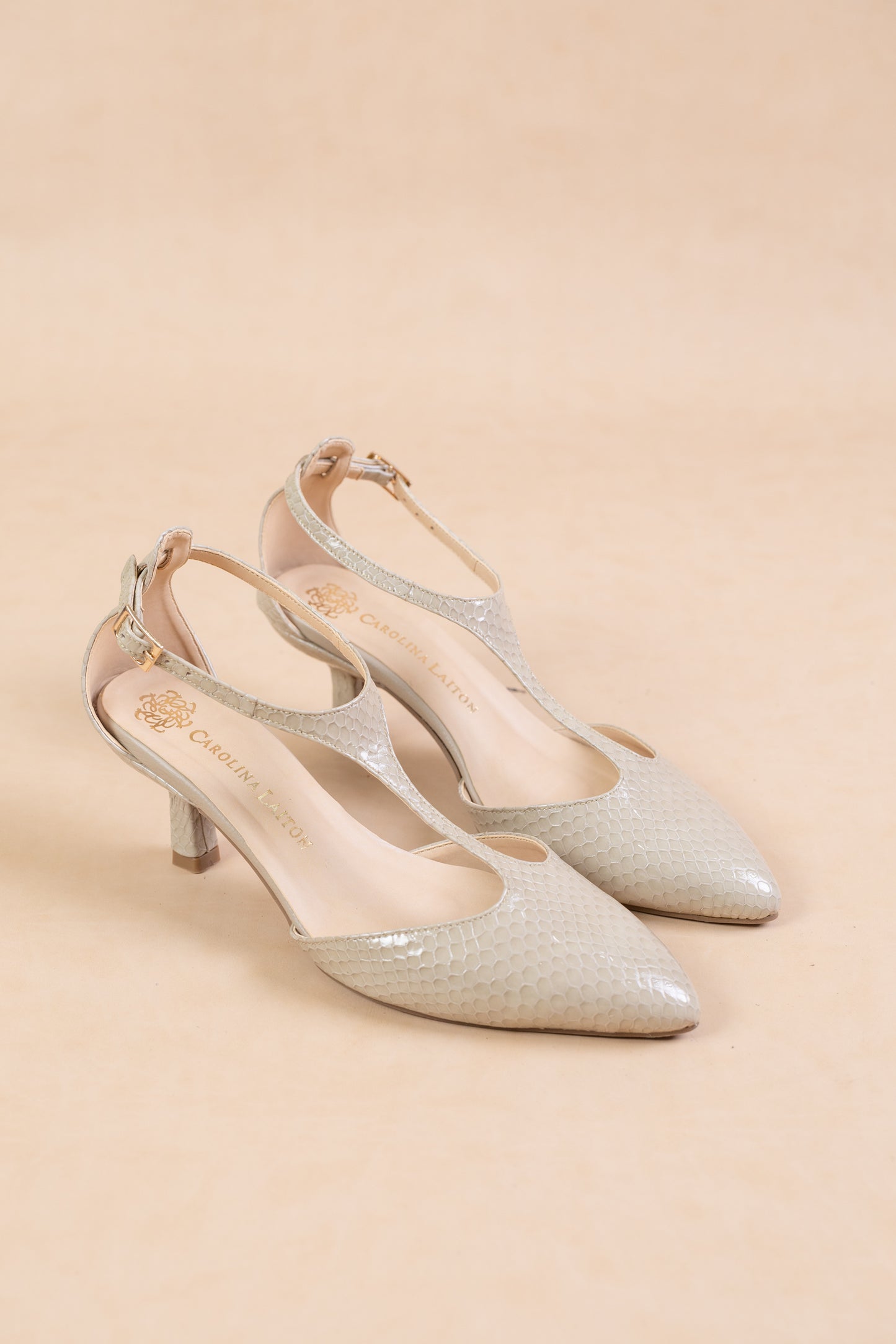 Stiletto Salome Cuero Cloud Dancer- Tacon kitten heel 5.5 cms- Carolina Laiton