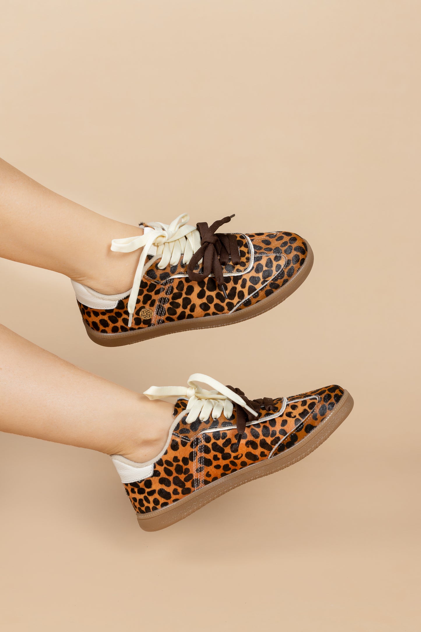 Tenis Dennis Cuero Animal Print - Carolina Laiton