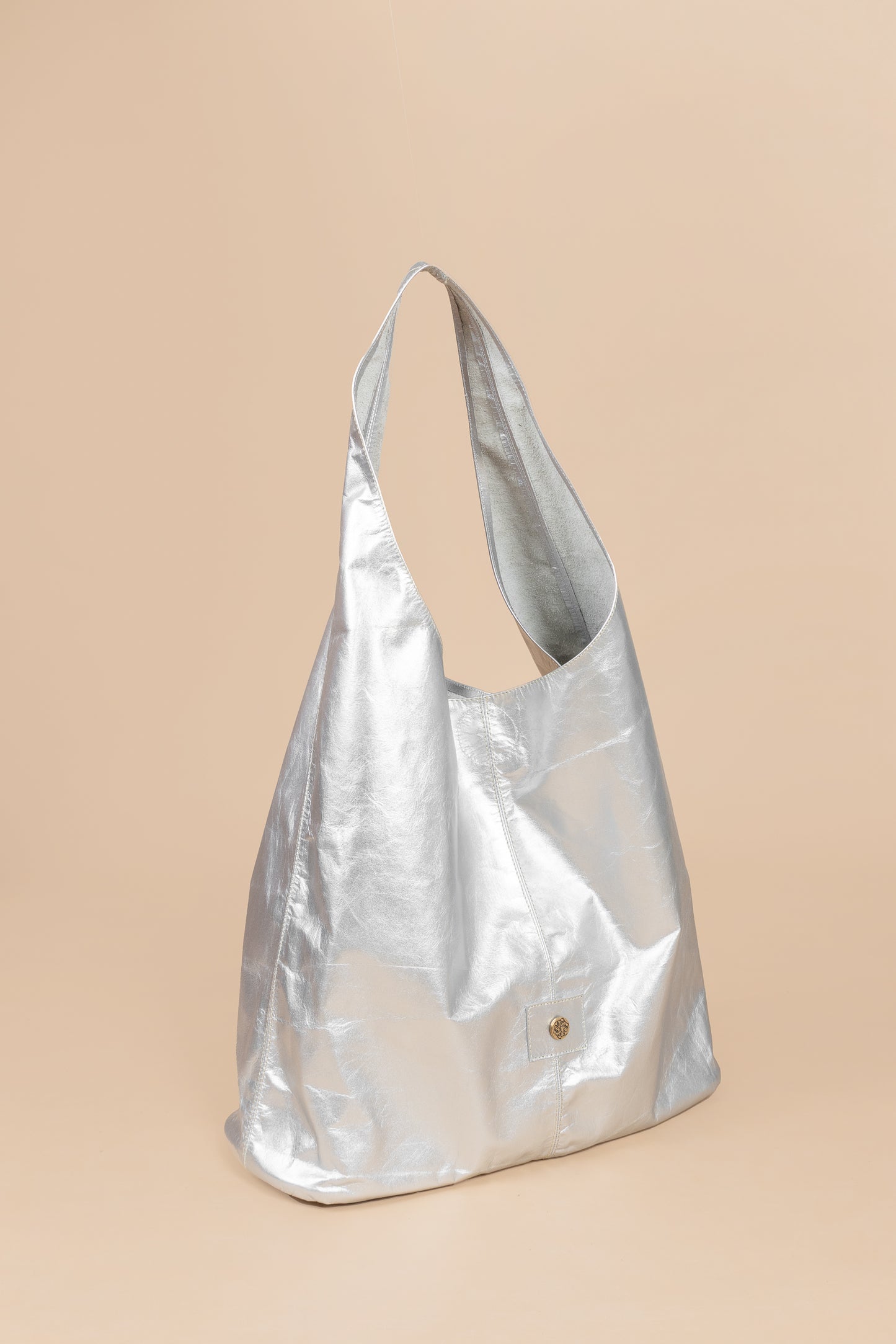 Bolso Amara en Cuero Plata - Carolina Laiton