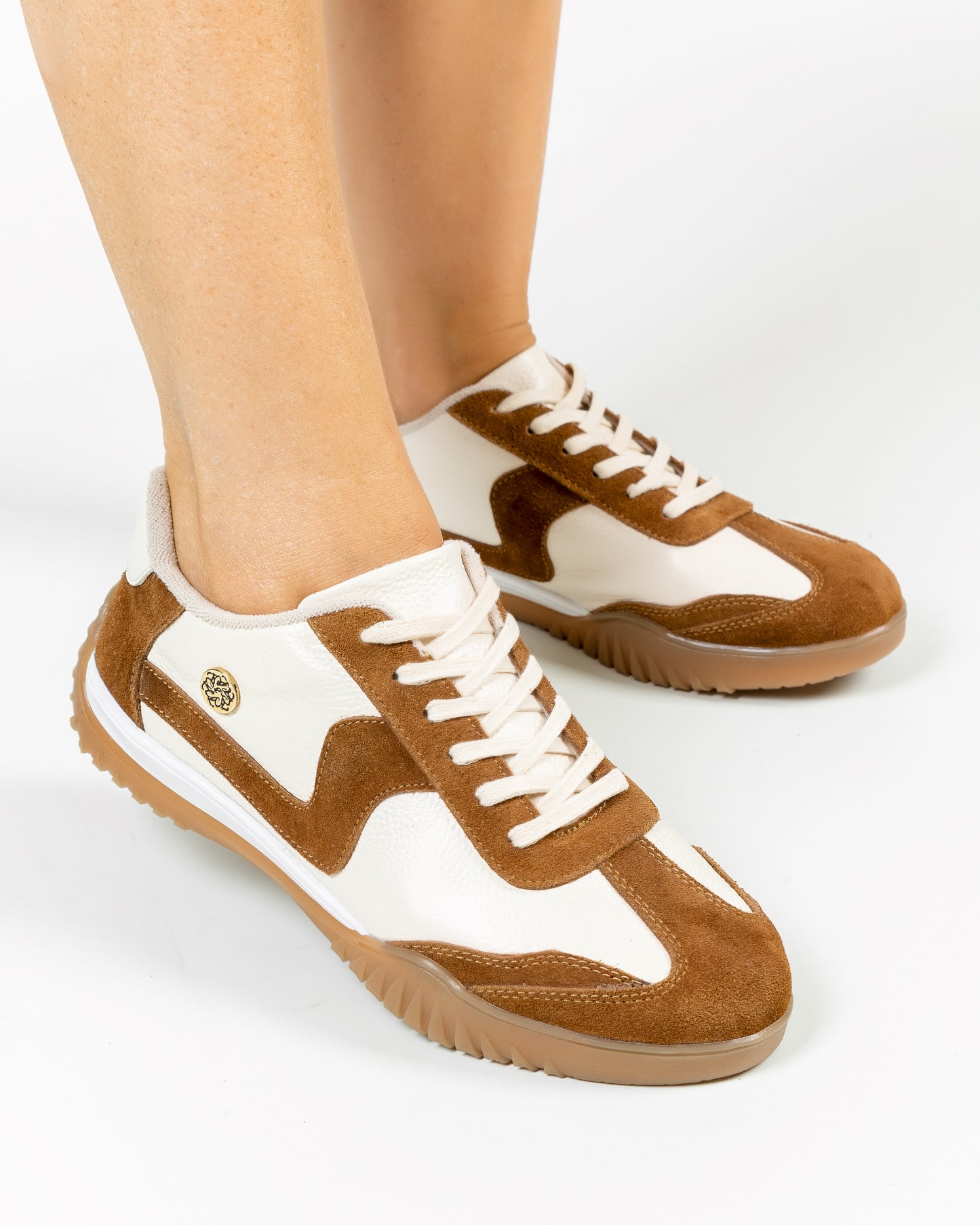 Tenis Soul Cuero Cafe x Talco- Carolina Laiton