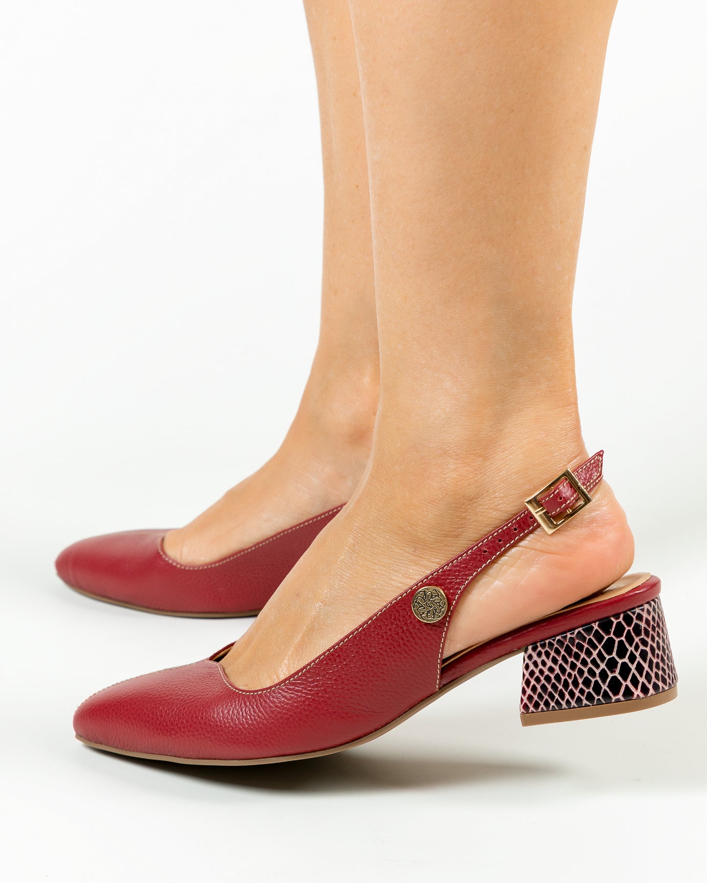 Stiletto Briana  Cuero Borgoña- Tacon 3.5 cms- Carolina Laiton