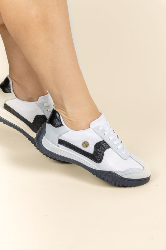 Tenis Soul Cuero Blanco x Negro y Gris- Carolina Laiton