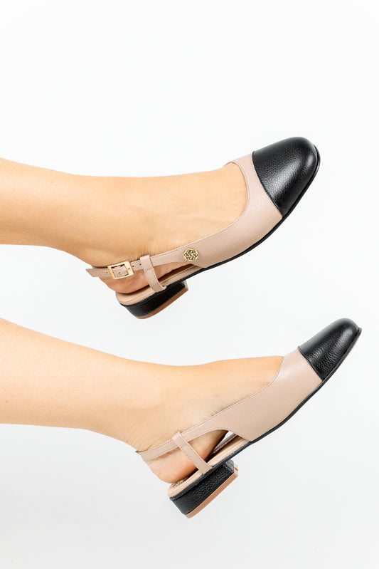 Baleta Zara Cuero Negro x Beis - Carolina Laiton