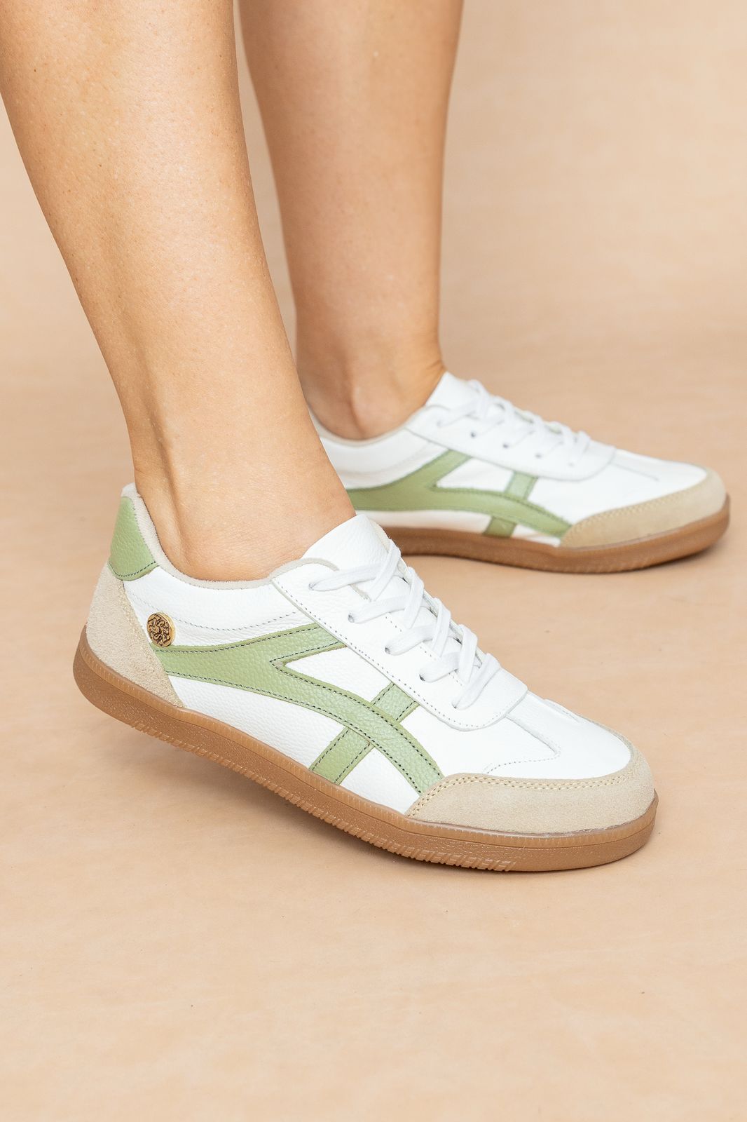 Tenis Lexy Cuero Blanco x Verde- Carolina Laiton