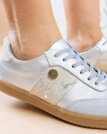 Tenis Atenas Cuero Plata x Folia - Carolina Laiton