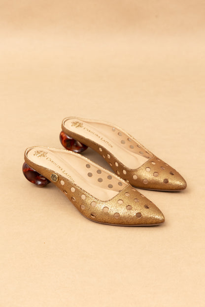 Stiletto Cindy - Cuero Oro Envejecido -Tacón 3.5 cms - Carolina Laiton