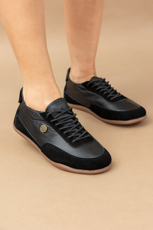 Tenis Chicharron Cuero Negro- Carolina Laiton