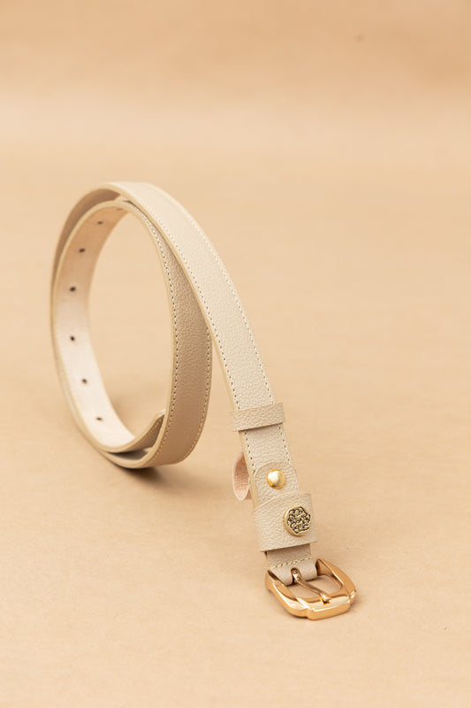 Correa Moni en Cuero Beige - Carolina Laiton