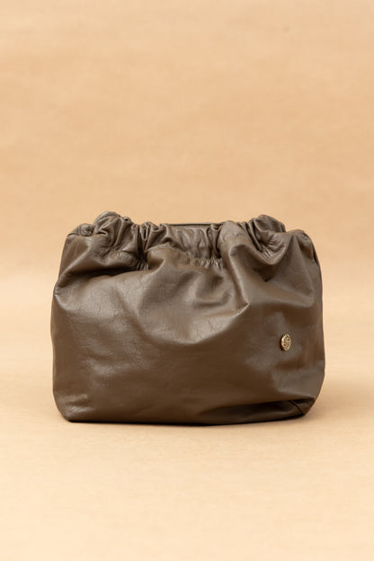 Bolso Sofi en Cuero Cafe - Carolina Laiton