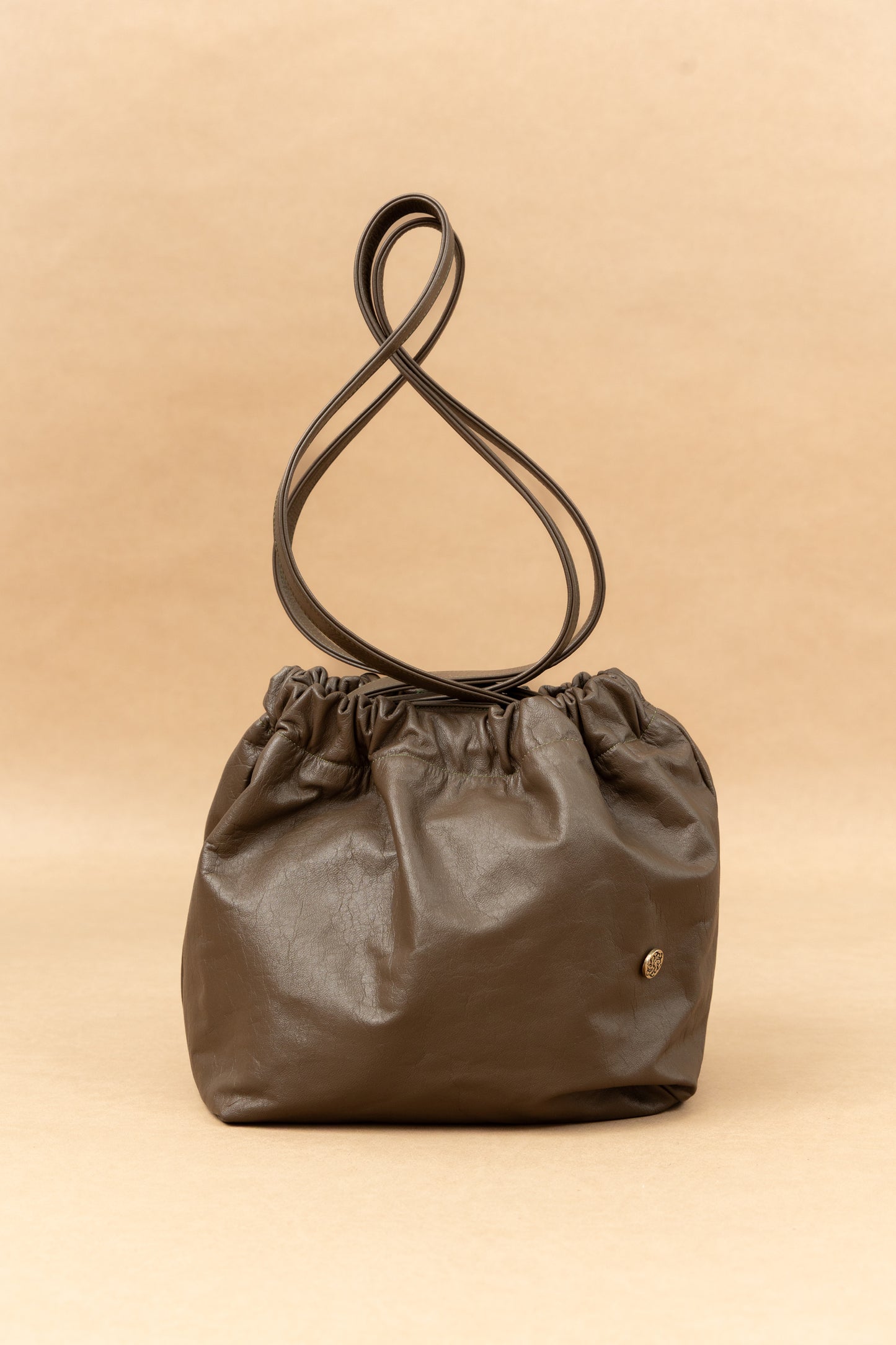 Bolso Sofi en Cuero Cafe - Carolina Laiton