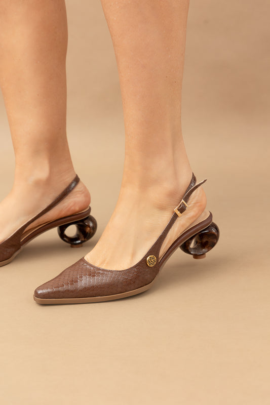 Stiletto Zara - Cuero Charol Serpiente Cafe  -Tacón 5.5 cms - Carolina Laiton