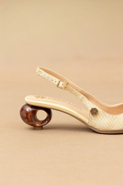 Stiletto Zara - Cuero charol  Serpiente Beige -Tacón 3.5 cms - Carolina Laiton