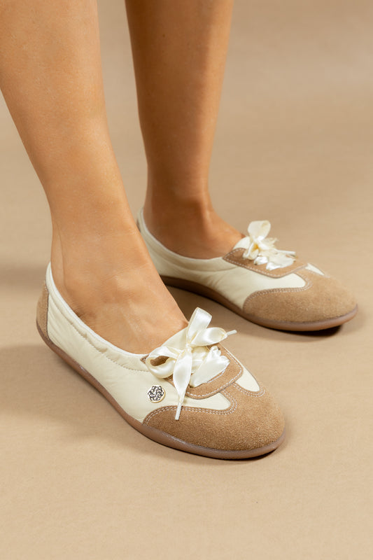 Tenis Baleta Veronica Cuero Miel- Carolina Laiton