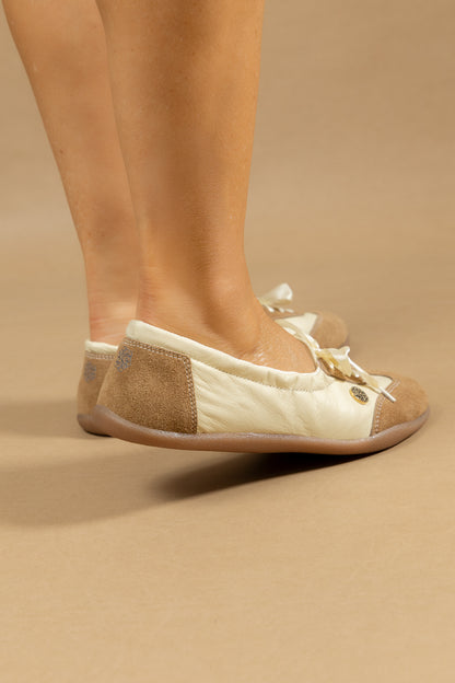 Tenis Baleta Veronica Cuero Miel- Carolina Laiton
