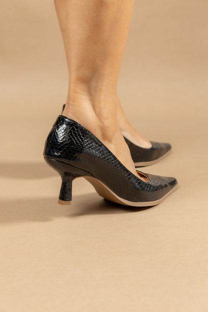 Stiletto Francy - Cuero Italiano Brisa Negro -Tacón 5.5 cms - Carolina Laiton