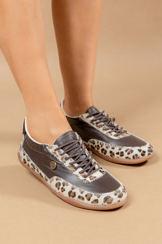 Tenis Sienna Cuero Chocolate - Carolina Laiton