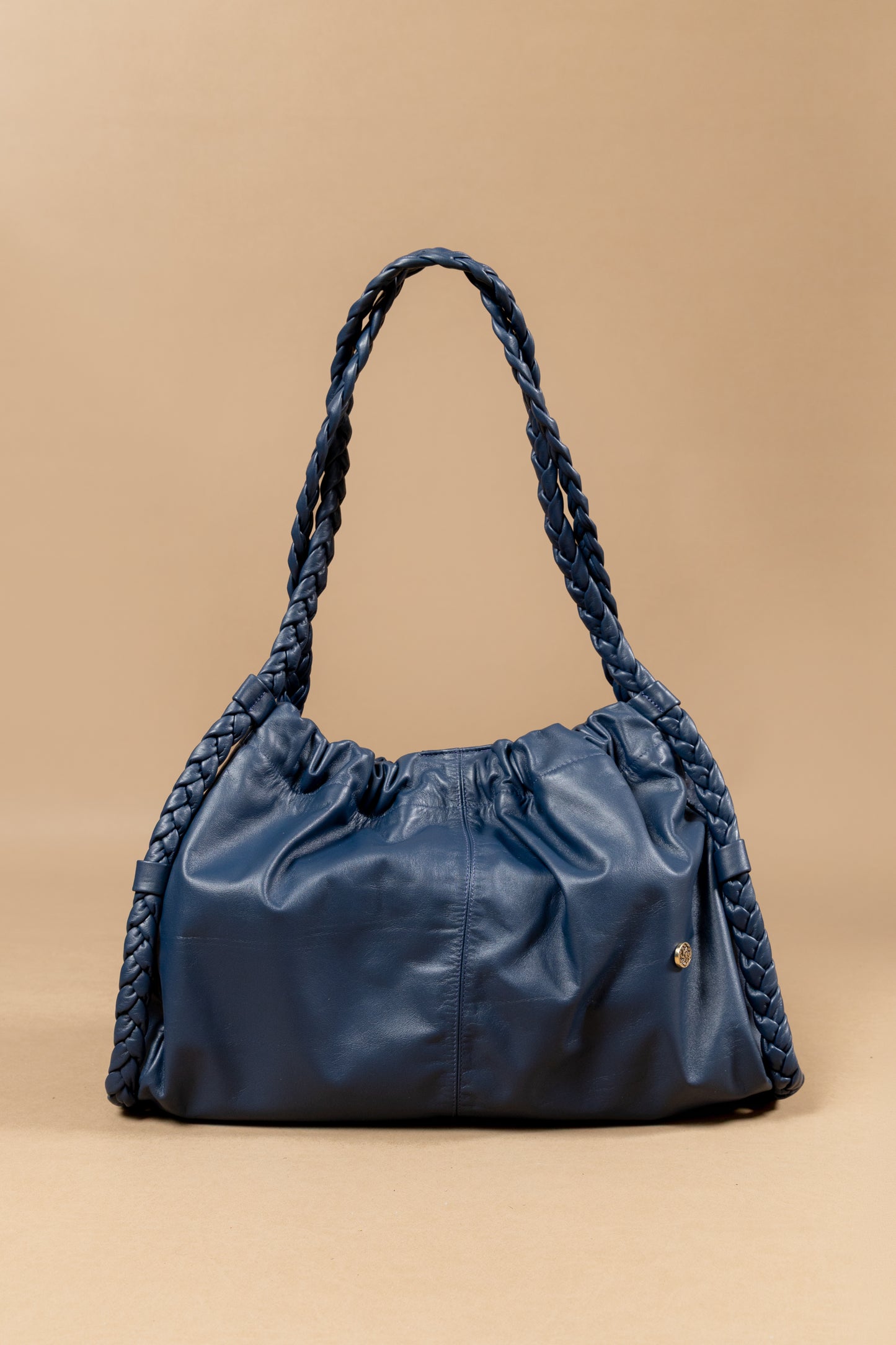 Bolso Gio en Cuero Italiano Azul - Carolina Laiton
