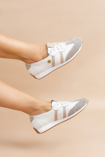 Tenis Sari Cuero Blanco - Carolina Laiton