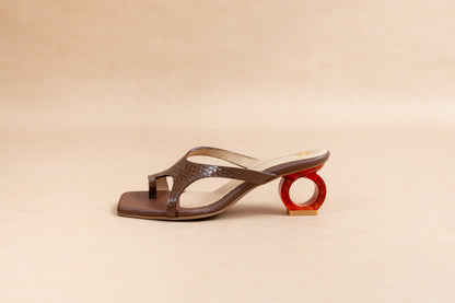 Sandalia Eloisa - Cuero Cafe- Tacon 5.5 cm - Carolina Laiton