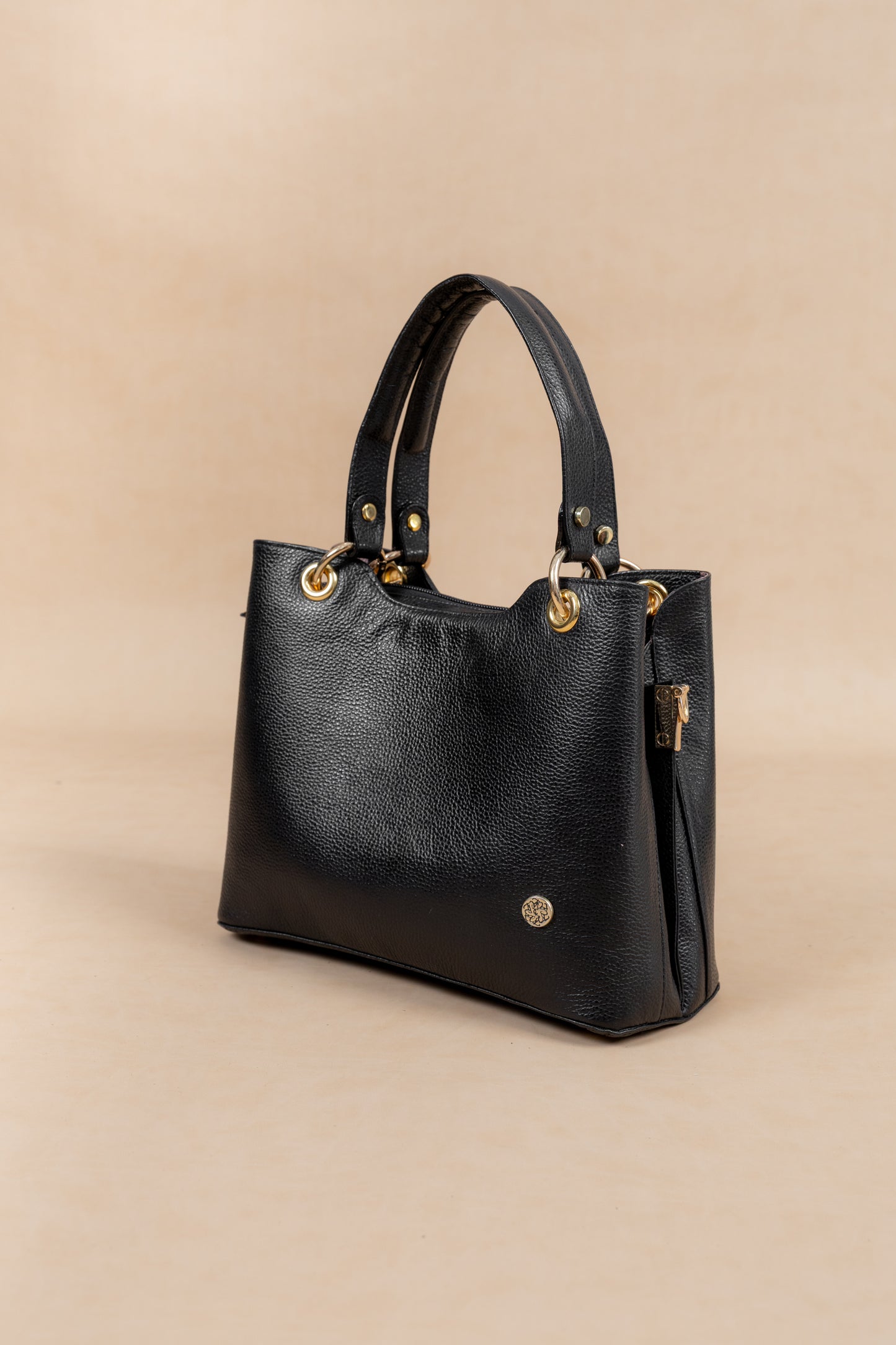 Bolso Eleonor en Cuero Negro- Carolina Laiton
