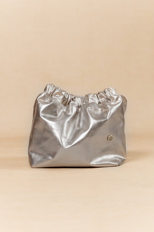 Bolso Sofi en Cuero Plata - Carolina Laiton