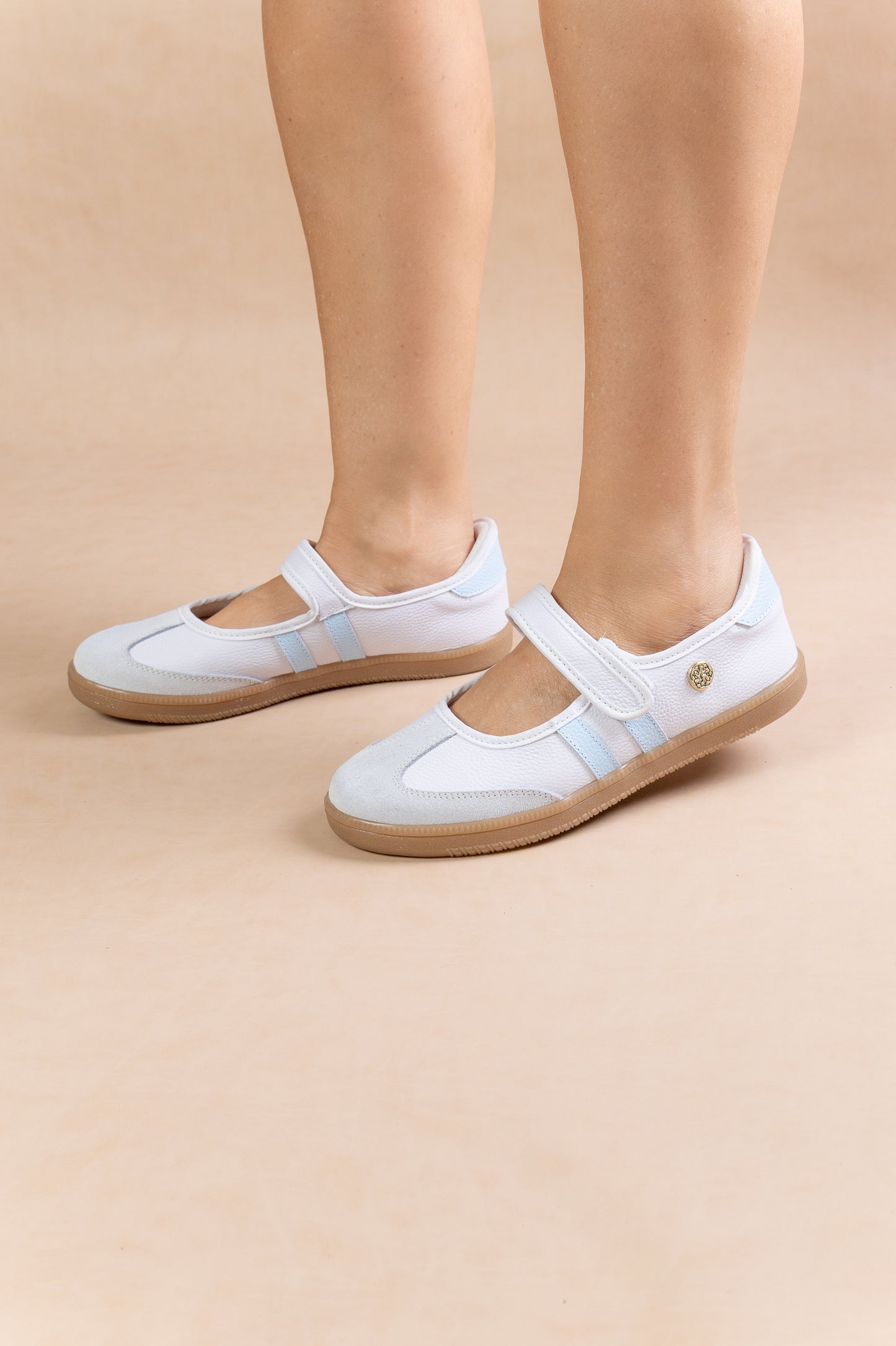 Tenis Bailarina Cuero Blanco - Carolina Laiton