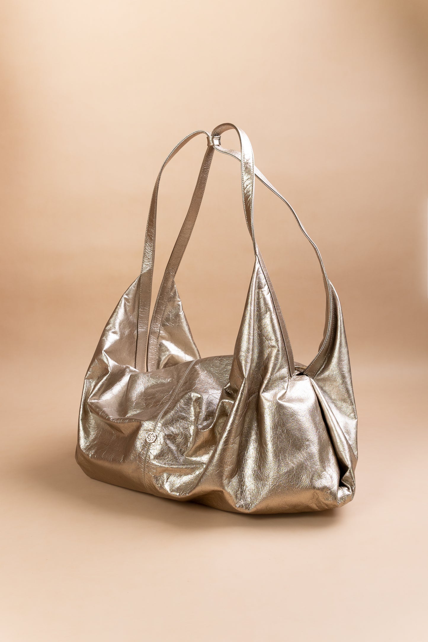 Bolso Samara en Cuero Dorado - Carolina Laiton