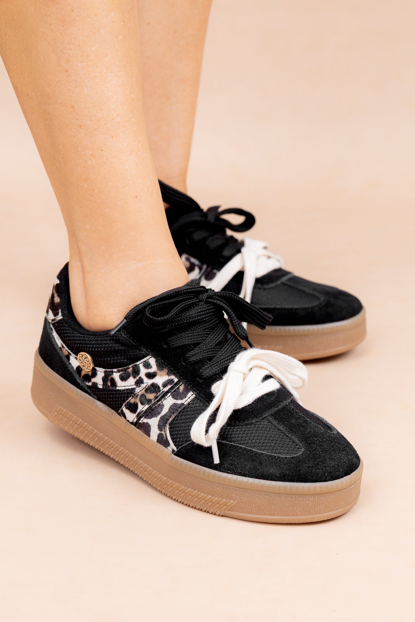 Tenis Nora - Cuero Negro- Carolina Laiton