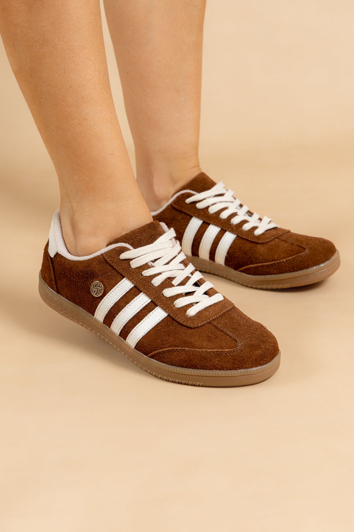 Tenis Eleven- Miel - Carolina Laiton