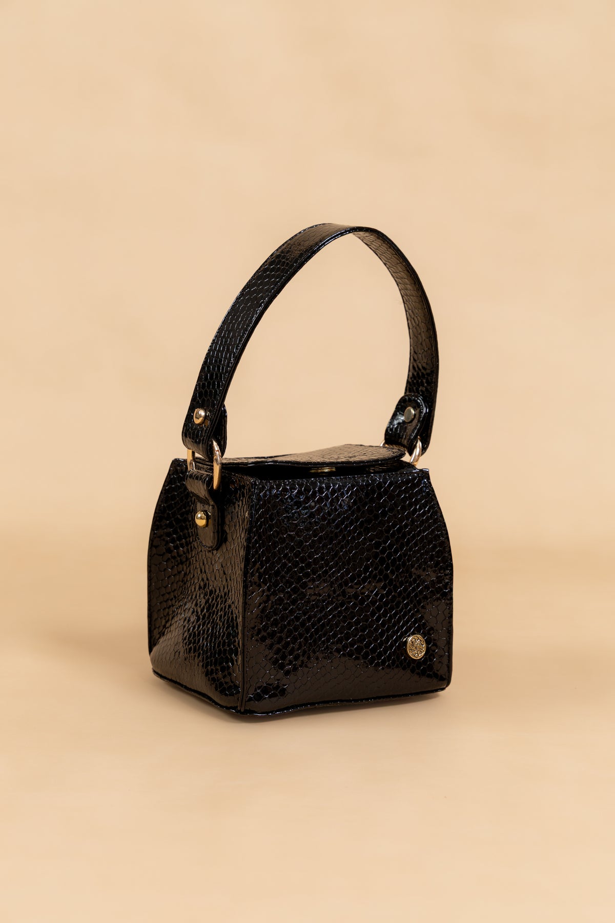 Bolso Sandra - Negro Cuero Italiano - Carolina Laiton