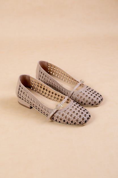 Baleta Eloise Cuero Taupe - Carolina Laiton