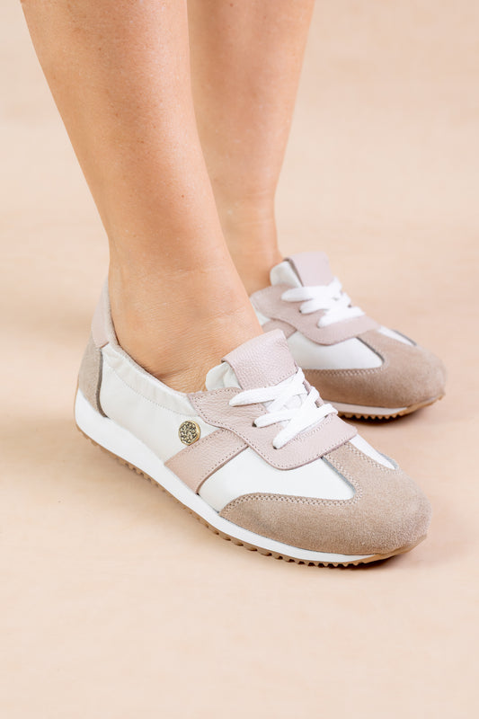 Tenis Chicharron Cuero Taupe x Talco - Carolina Laiton