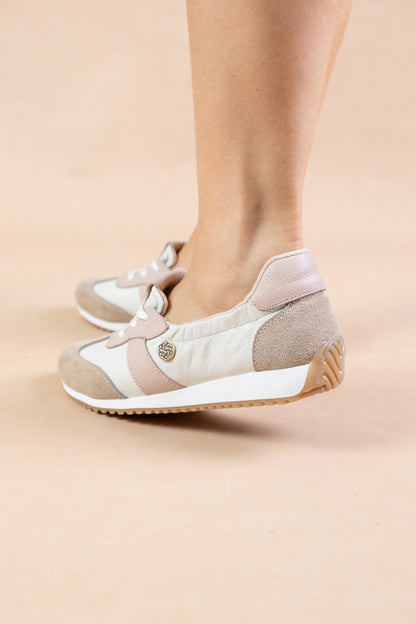 Tenis Chicharron Cuero Taupe x Talco - Carolina Laiton