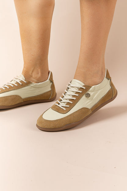 Tenis Chicharron Cuero Talco x Miel- Carolina Laiton