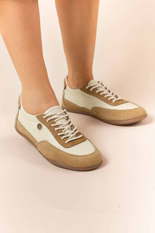 Tenis Chicharron Cuero Talco x Miel- Carolina Laiton