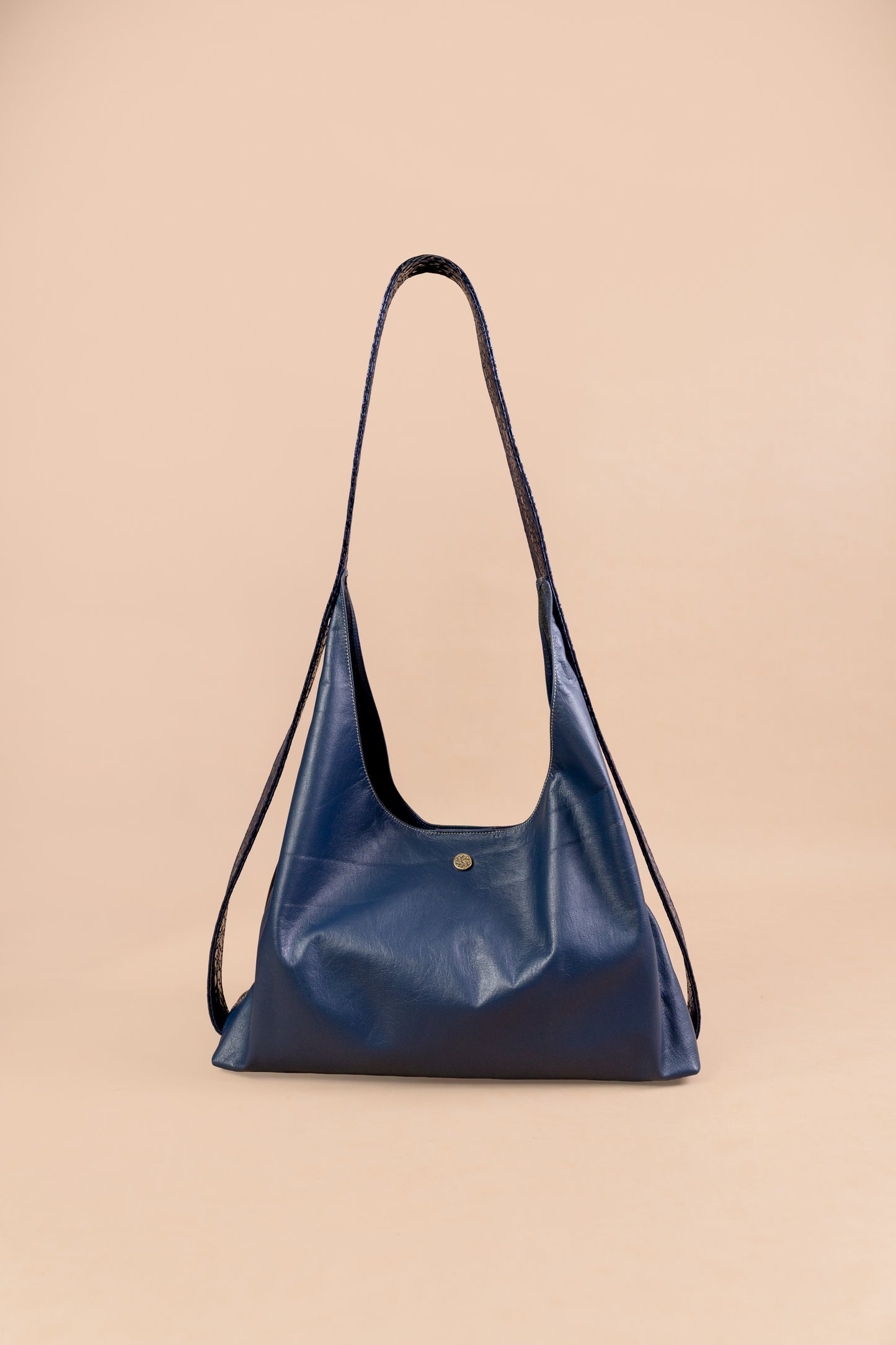 Bolso Cloud en Cuero Azul - Carolina Laiton