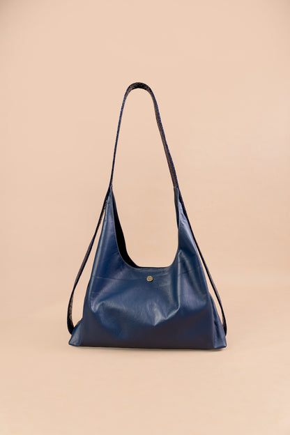 Bolso Cloud en Cuero Azul - Carolina Laiton