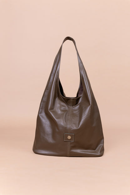 Bolso Amara en Cuero verde militar - Carolina Laiton
